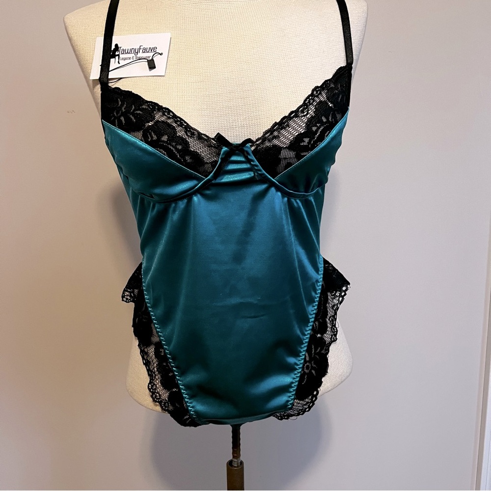 NWT Teal Lace Lingerie Tawny Fauve